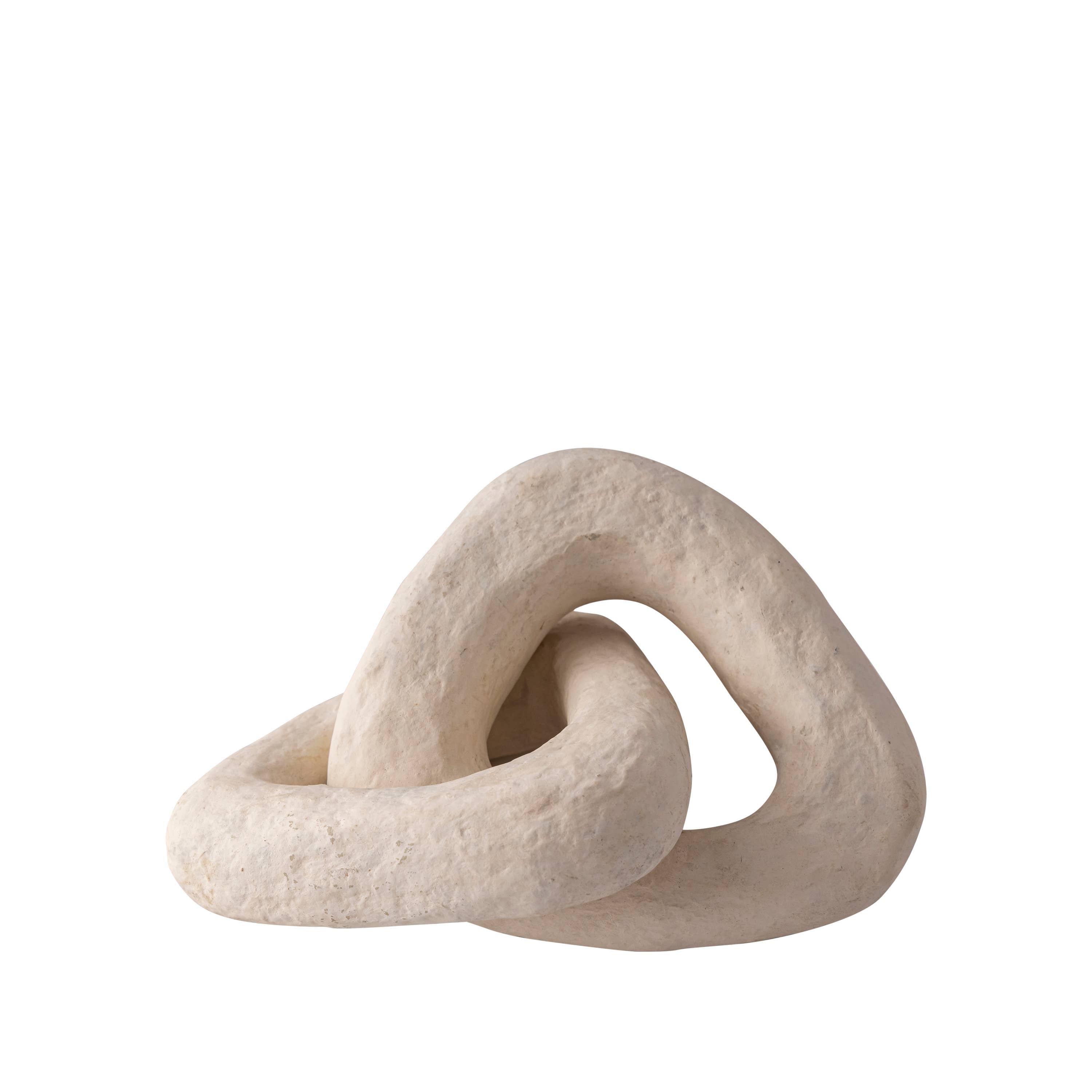 Paper Mache Chain Dia 6" & H 3": Off-white