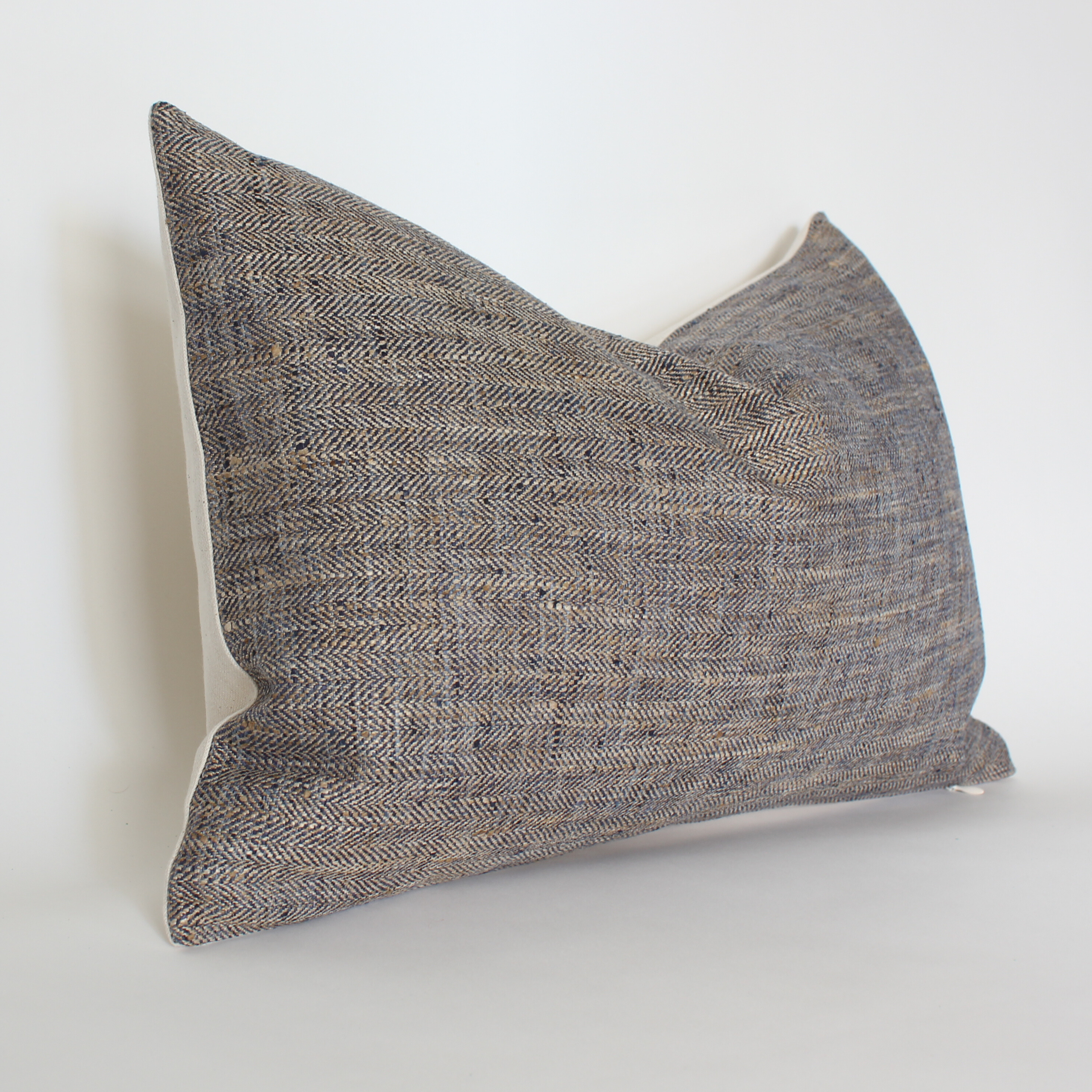 Dante Blue & Brown Throw Cover, 22x22