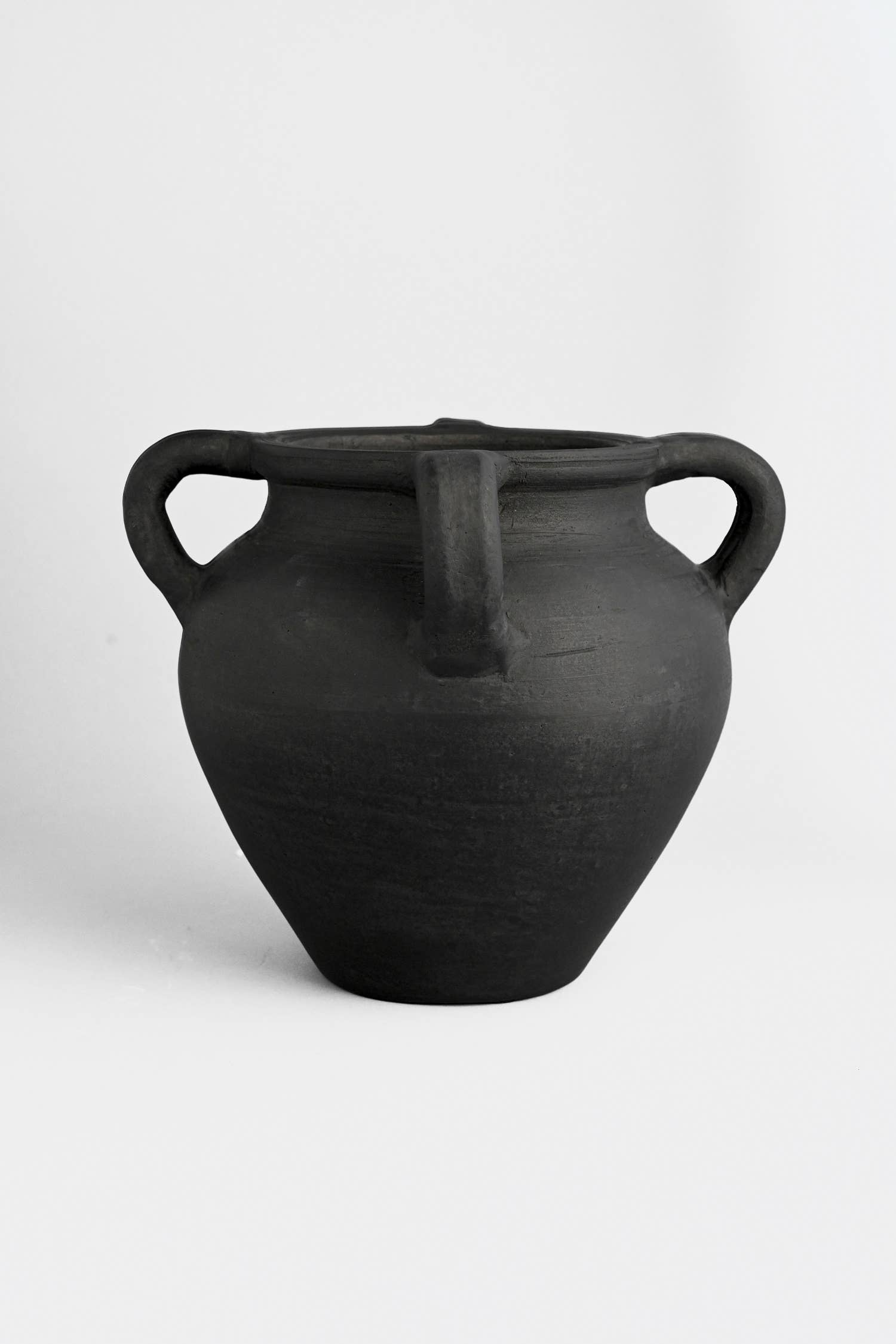 Raquel Natural Black Terracotta Vase, Dia 9.06"