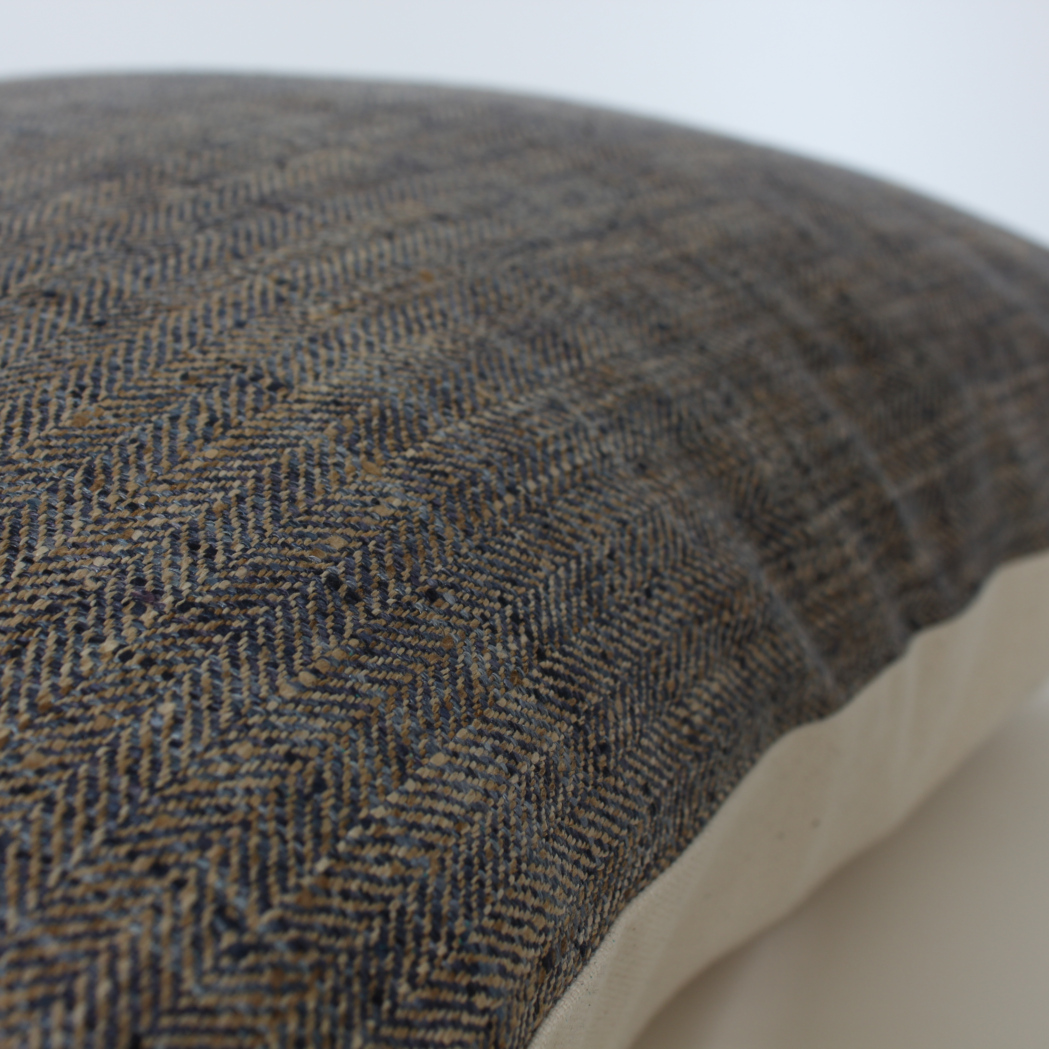 Winston Pillow Cover : 12x20