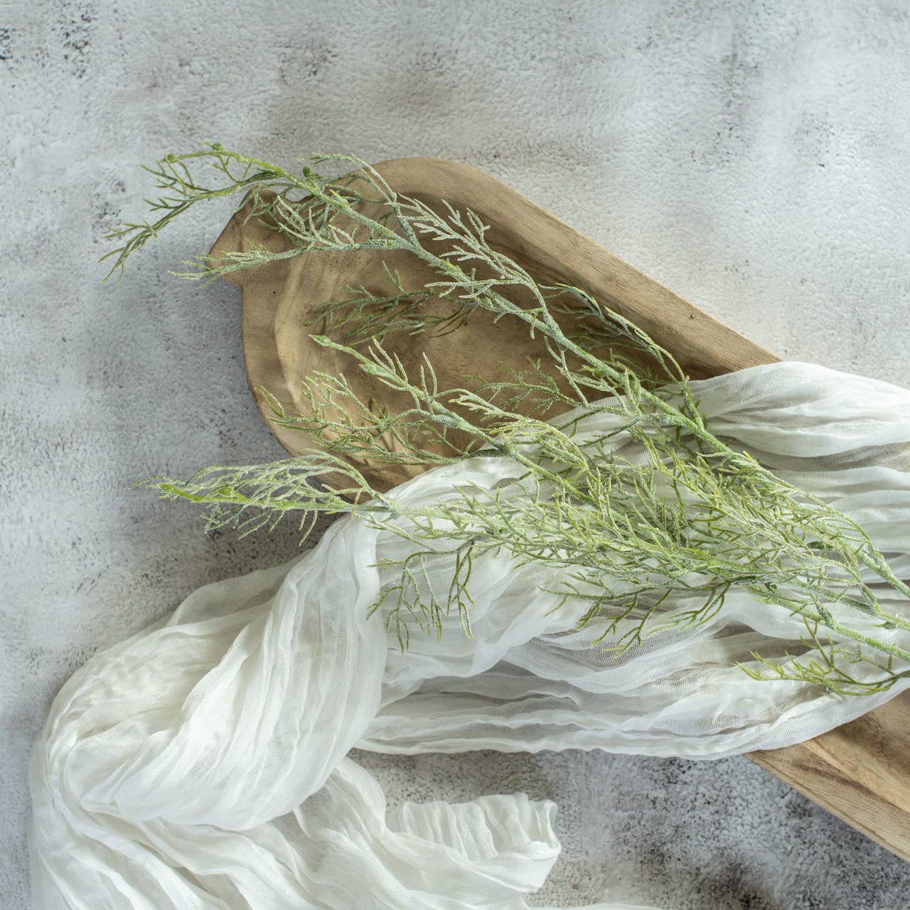 34" WISPY GREEN ASPARAGUS SPRAY