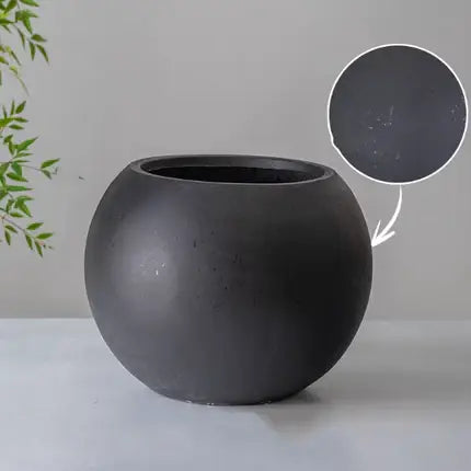 Round Magnesium Clay Planter: Beige / Medium