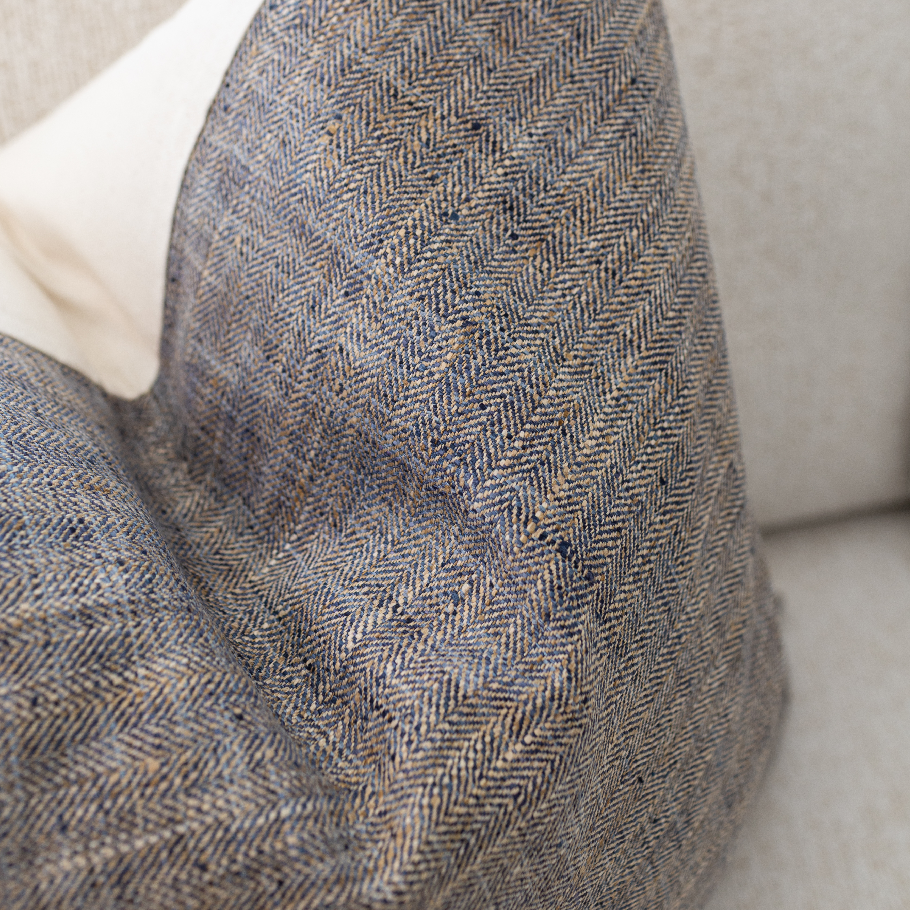 Winston Pillow Cover : 12x20